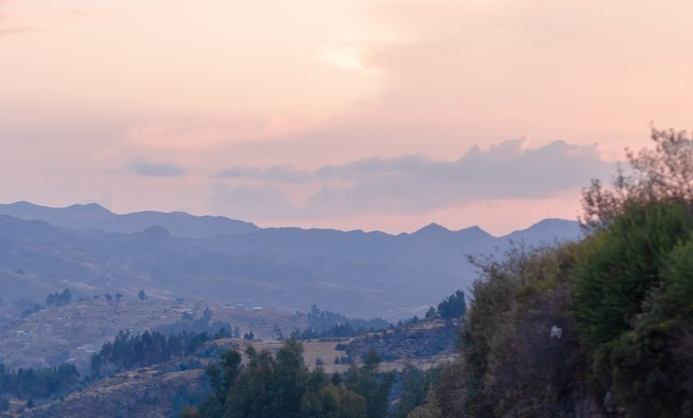 Cielos de atardecer en Cusco